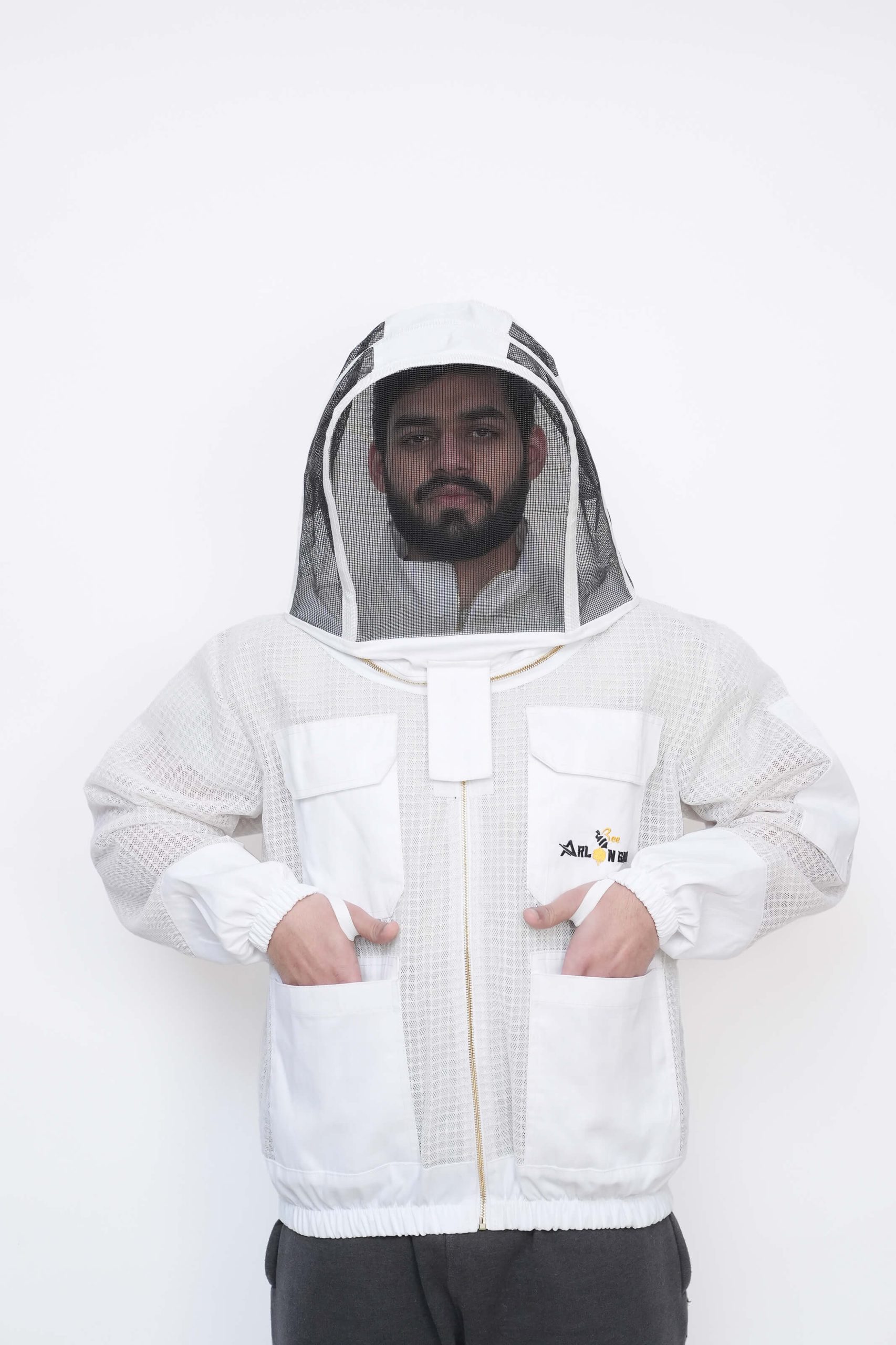 Custom Comfortable Ventilated Beekeeping Jacket with Fencing Veil - Image 5