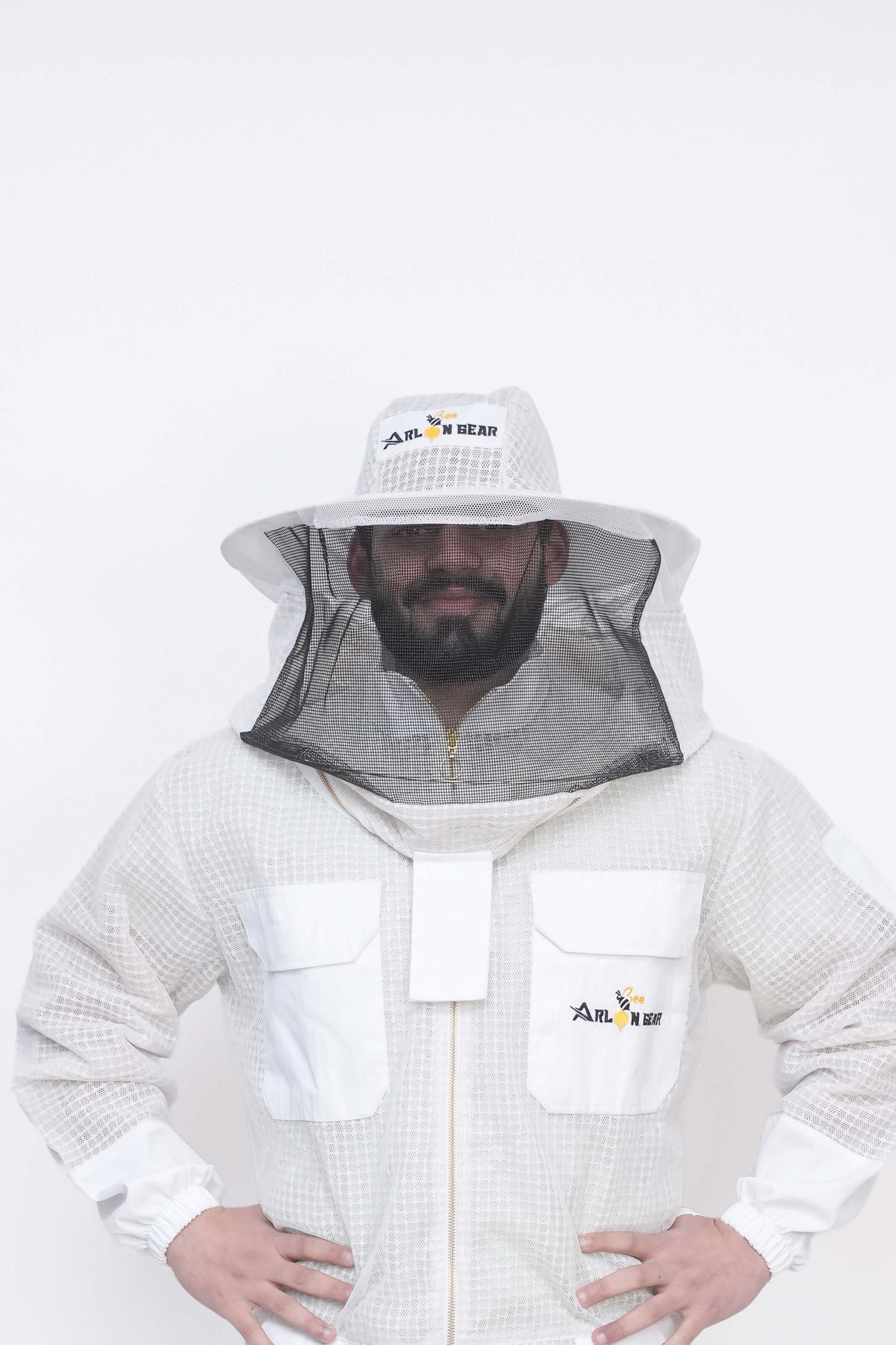 Durable beekeeping round veil with 360-degree mesh screen for maximum visibility and sting protection