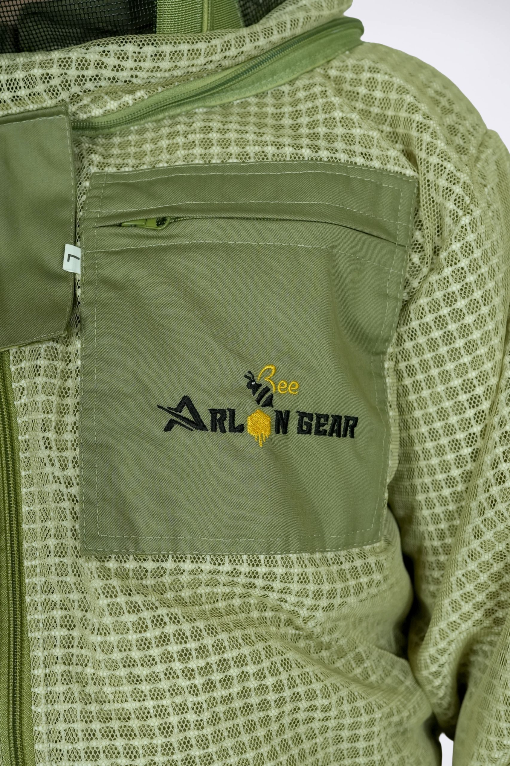 Unisex Sting-Proof Ultra-Ventilated 3-Layer Mesh Beekeeping Suit Olive Green Round Veil - Image 6